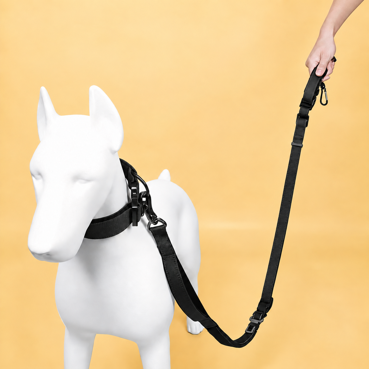 Ivory Black multifunctional dog leash demonstration [PZ-908599739130-storefront-v2-black-demo]